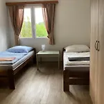 Cholin Gæstehus 3*